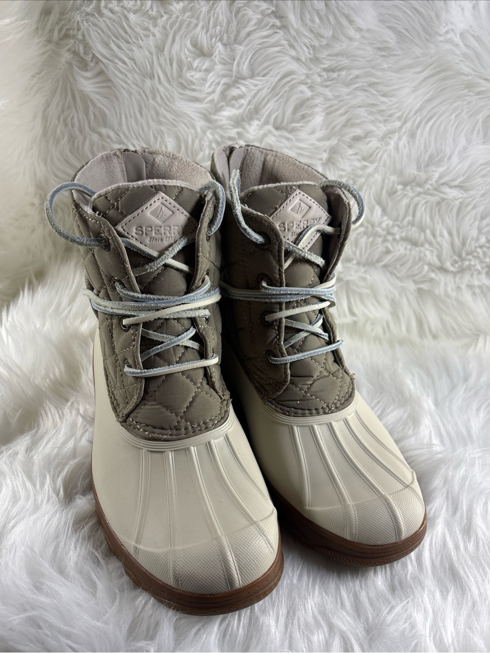 Sperry women’s Taupe and Cream Quilted Duck Boots